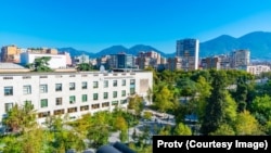 Albania pierde 50.000 de cetățeni pe an, ca urmare a migrației masive. 