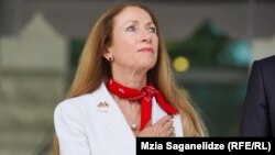 Келли Дегнан