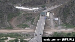 Հակարիի կամրջի ադրբեջանական անցակետը, արխիվ