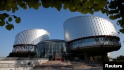 Здание Европейского суда по правам человека, Страсбург, Франция