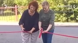 В Красноярском крае торжественно открыли заасфальторованную парковку