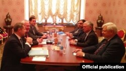 Встреча сопредседателей Минской группы ОБСЕ с министром иностранных дел Армении Эдвардом Налбандяном, Москва, 14 ноября 2017 г. 