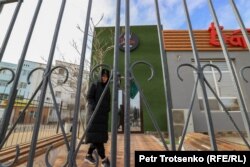 Закрытое кафе в центре города. Жанаозен, Мангистауская область, 16 декабря 2021 года