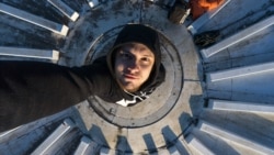 Промышленный фотограф и музыкант Григорий Скворцов