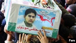 تشییع جنازه مصطفی موسوی 