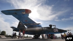 На российской авибазе в Канте.