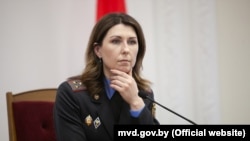 Вольга Чамаданава падчас працы ў МУС, архіўнае фота
