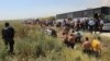 Sukob policije i Srba nakon što su odbili skinuti odjeću sa nacionalističkim simbolima, Kosovo, 28. juni 2012.