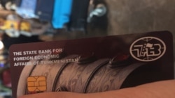 Türkmen banklarynyň VISA kart çäklendirmeleri ilaty täze usullary oýlap tapmaga mejbur edýär