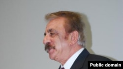 فریبرز رئیس دانا