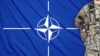 НАТО вже в Україні. Що Маттіс запропонує Порошенкові? Ранковий ефір Радіо Свобода