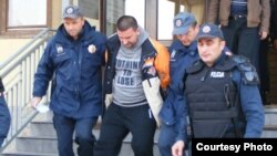 Duško Šarić tokom hapšenja u Podgorici, 16. novembar 2010