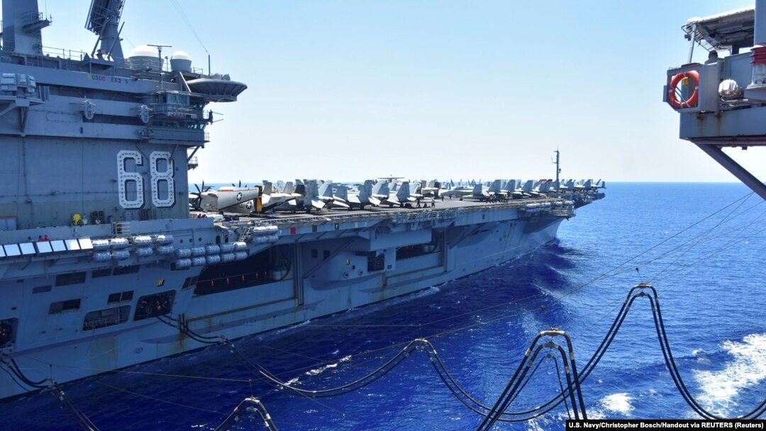 Američki nosač aviona Nimitz u Južno Kineskom moru, ilustracija 