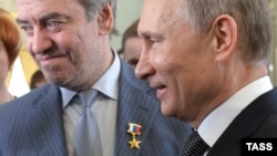 Президент Росії Володимир Путін (праворуч) та Валерій Гергієв. Архівне фото