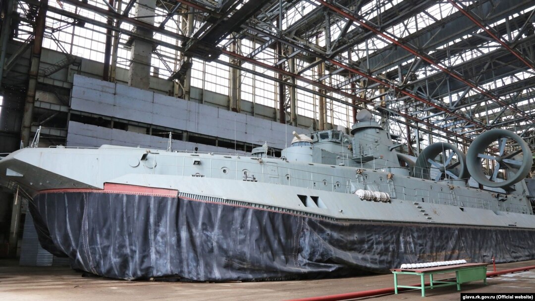 Суднобудівний завод «Море» у Феодосії