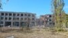 Наслідки російських ударів по школі в Херсоні, жовтень 2024 року