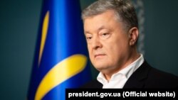 Порошенко вважає справи проти нього «політичним переслідуванням»