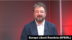 Cristian Pîrvulescu spune că sondajul prezentat demonstrează furia românilor după alegerile prezidențiale și nu intenția de vot reală.