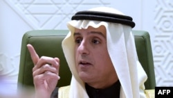روزنامه نیویورک تایمز، افشاگر تهدید عربستان، گفته بود که عادل الجبیر شخصا این پیام را به واشینگتن منتقل کرده است