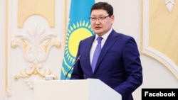 Берик Уали.