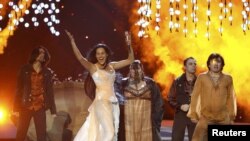 Ева Ривас во время репетиции перед финалом конкурса «Евровидение 2010», Осло, 28 мая 2010 г. 