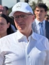 Сергей Кириенко, Бадра Гунба