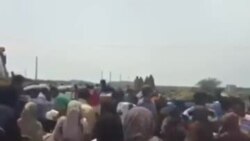 هجوم مردم در میناب برای بردن کالا و مواد غذایی
