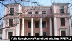 Міська лікарня №10, колишня Успенська церква, Дніпропетровськ