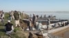 Афганские туркмены на реке на границе Афганистана и Туркменистана. Иллюстративное фото.