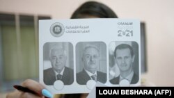 Așa arată buletinul de vot din aceste alegeri prezidențiale.
