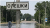 «Мене викинули, навіть скотч з рук не зрізали» – жителька Олешок про життя в окупації, тортури та евакуацію