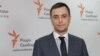 Суд: міністр Омелян має здати паспорти, його взяли на поруки