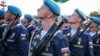 Расейскія вайскоўцы на рэпэтыцыі параду ў Менску