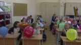 Орусия: Тил билбеген балдарды өлкөдөн чыгаруу сунушталды 